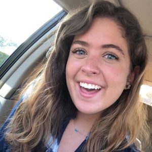 Meet your Posher, Lauren